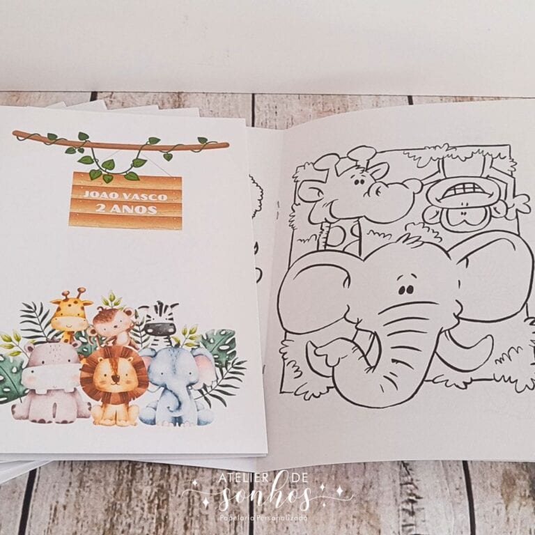 Conjunto de desenhos e uma folha com uma etiqueta de aniversário para uma criança chamada João Vasco, comemorando 2 anos, com animais de desenhos animados e elementos decorativos.