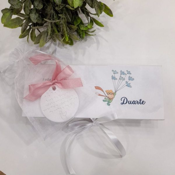 Medalha com Oração em Gesso Perfumado | Lembrança de Batizado - Image 3