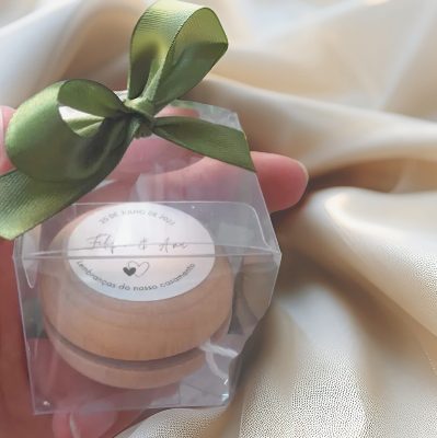 Lembrança de Casamento para Crianças | Io-Iô de Madeira Personalizado com Embalagem
