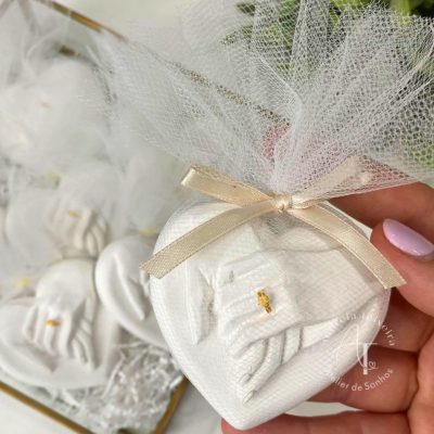 Lembrança de Casamento Coração com Mãos Dadas em Gesso Perfumado